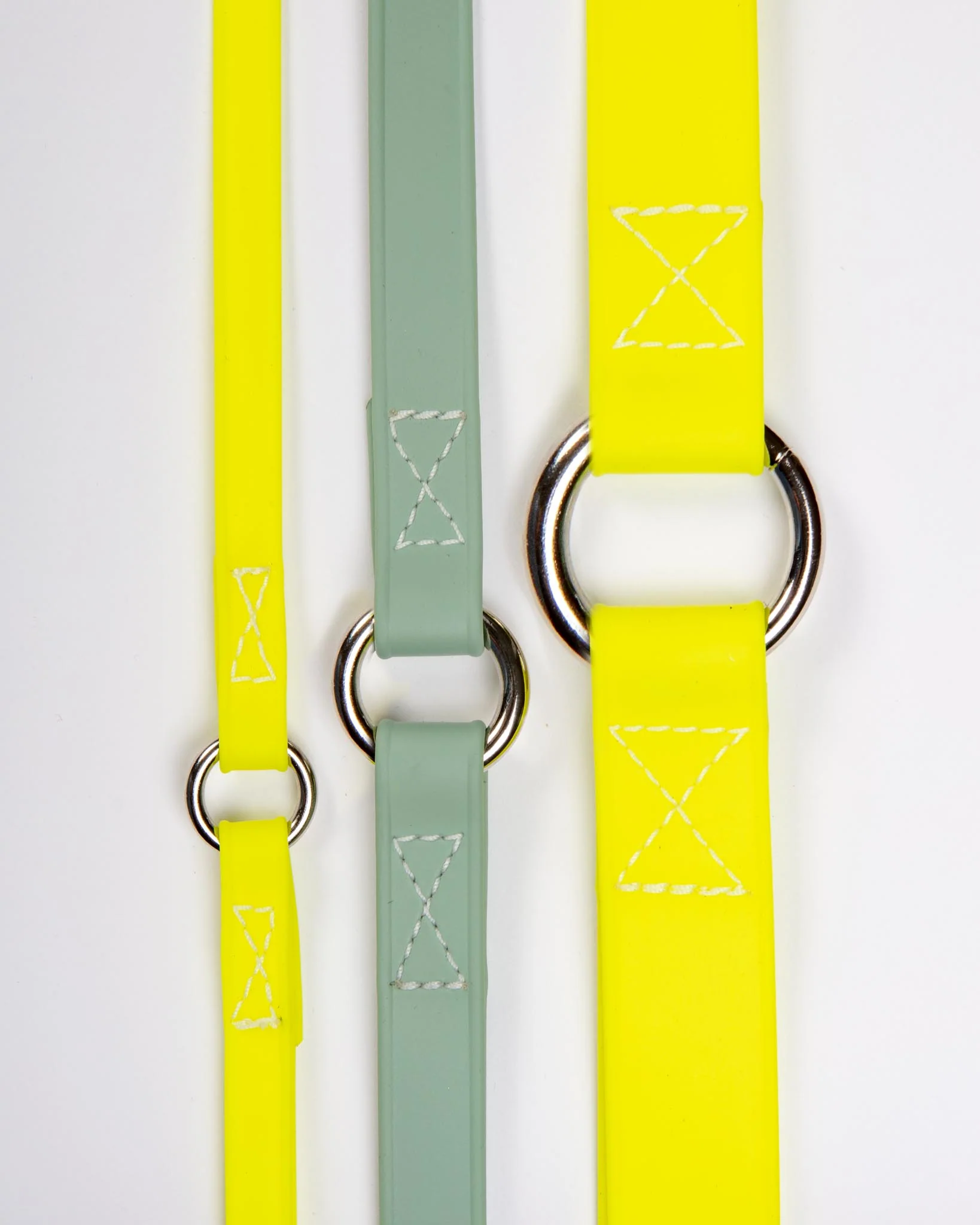 A Walk in the Park Dog Leash in Neon Yellow (Made in the USA) - Image 3