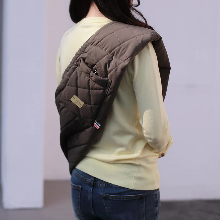 Hug-Me Sling in Quilted Khaki (FINAL SALE) - Image 3