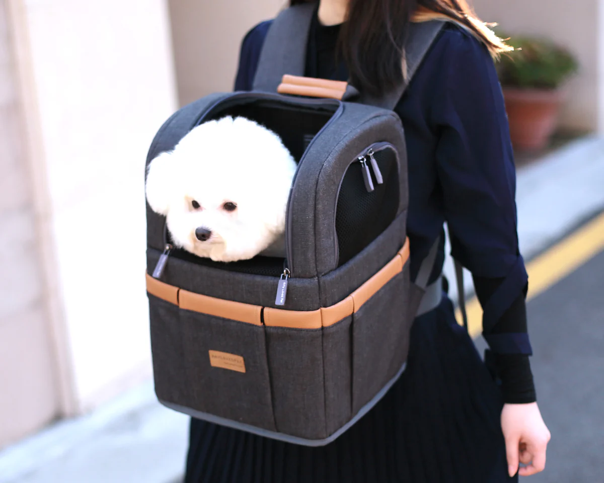 AMY LOVES PET | Front Door Carrier in Denim Grey - Image 7