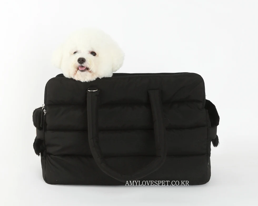 AMY LOVES PET | Rene Padded Shoulder Bag in Black - Image 2