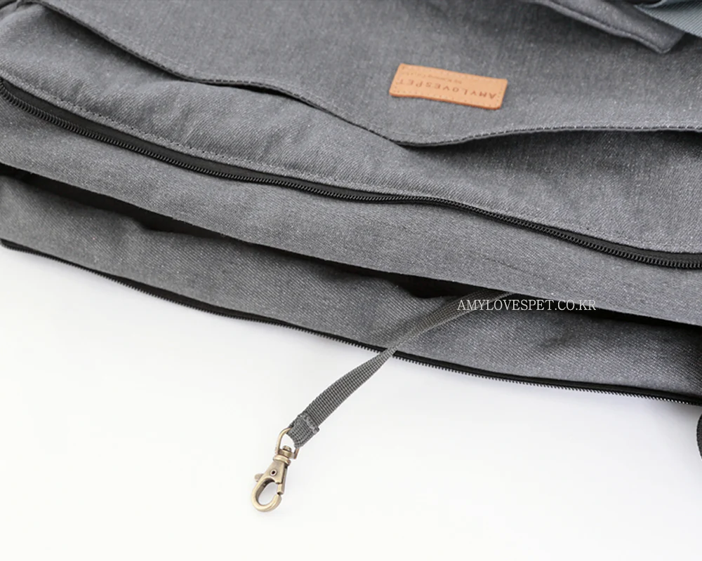 ALP | Haru Sling Bag in Light Grey - Image 6