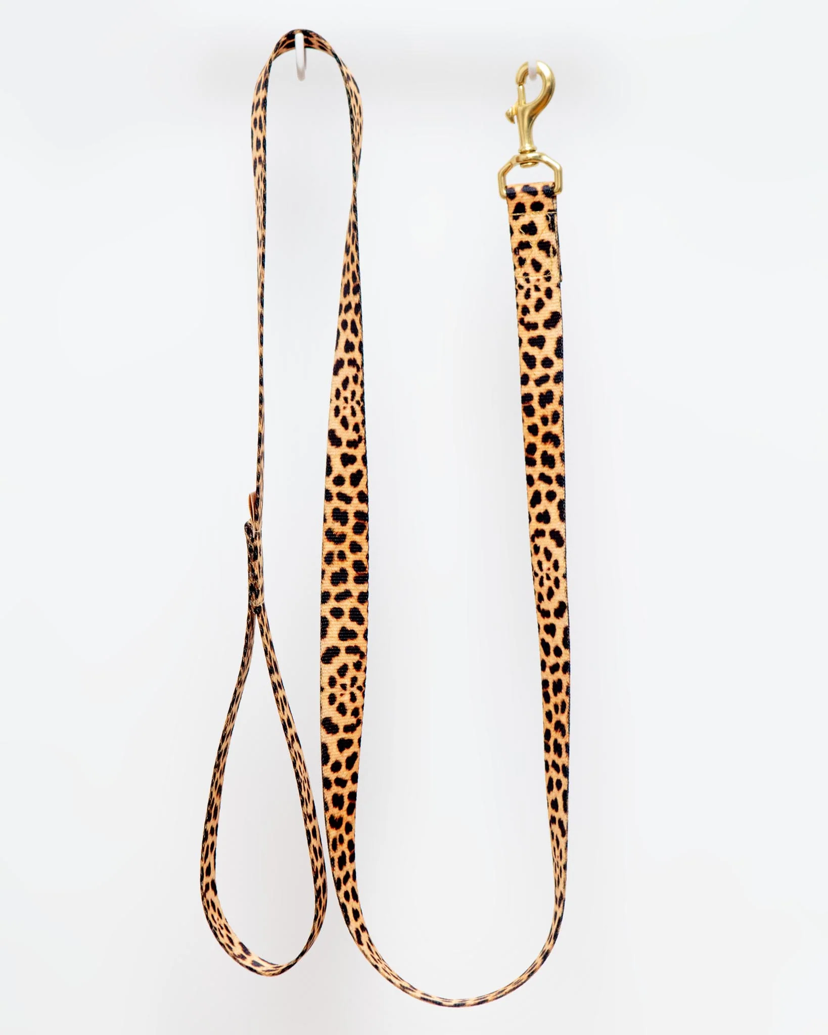 Basic Nylon Dog Leash in Leopard (Made in the USA) - Image 4