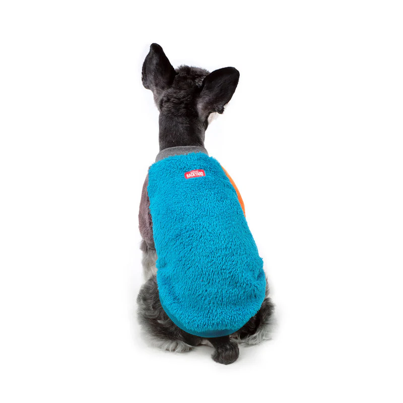 CHARLIE'S BACKYARD | Cozy Pullover in Blue - Image 3