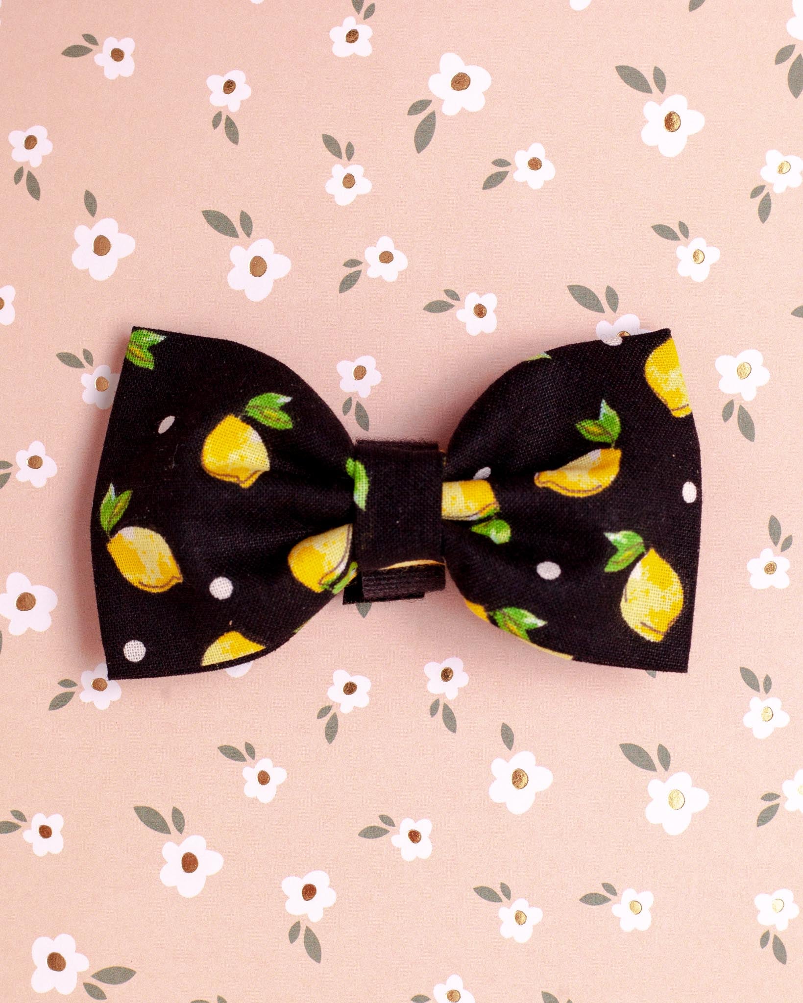 Dog Bow Tie w/ Lemons (Made in the USA) (FINAL SALE)