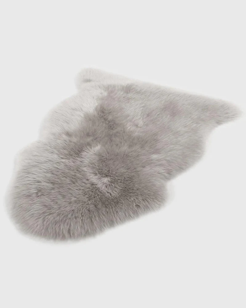 Natural Sheepskin Pet Throw in Chateau Grey (25"x37") - Image 5