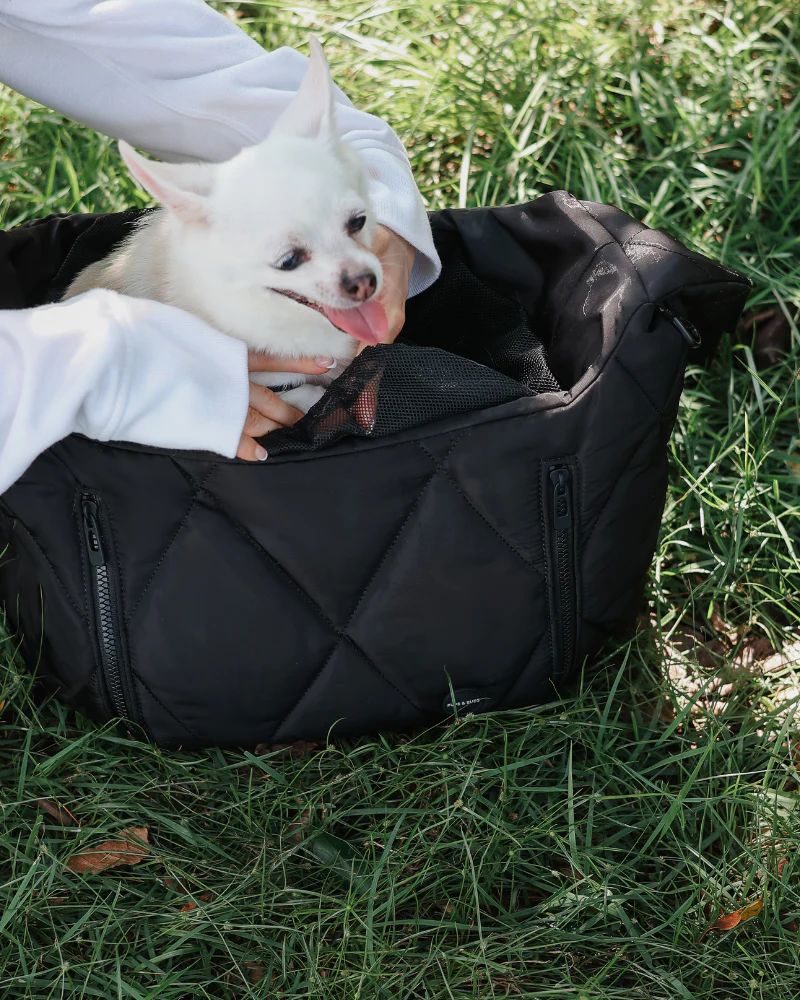 Cloud Crossbody Pet Carrier in Beige or Black - Image 8