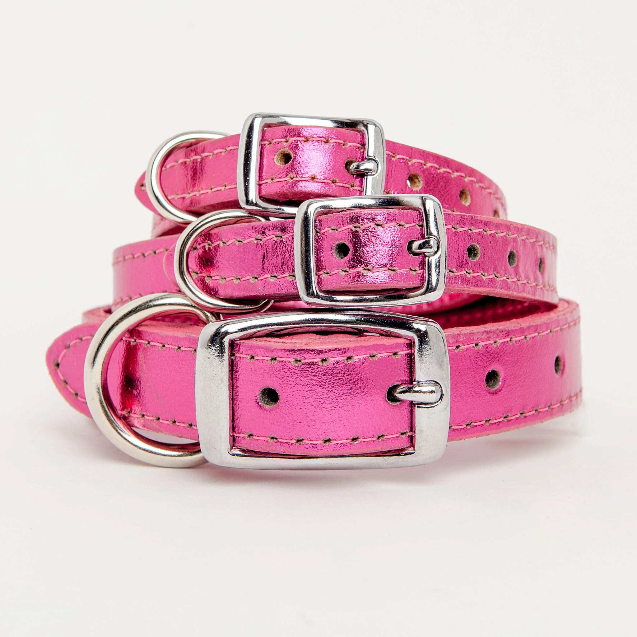 Shimmer Leather Dog Collar in Metallic Hot Pink << FINAL SALE >> - Image 4