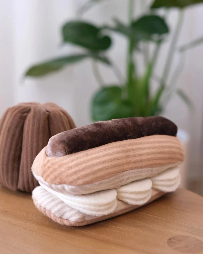 Eclair Enrichment Dog Toy