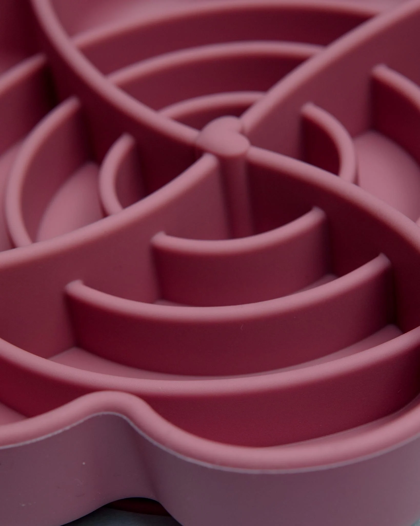 Flower Slow Feeder for Dogs and Cats in Strawberry - Image 2