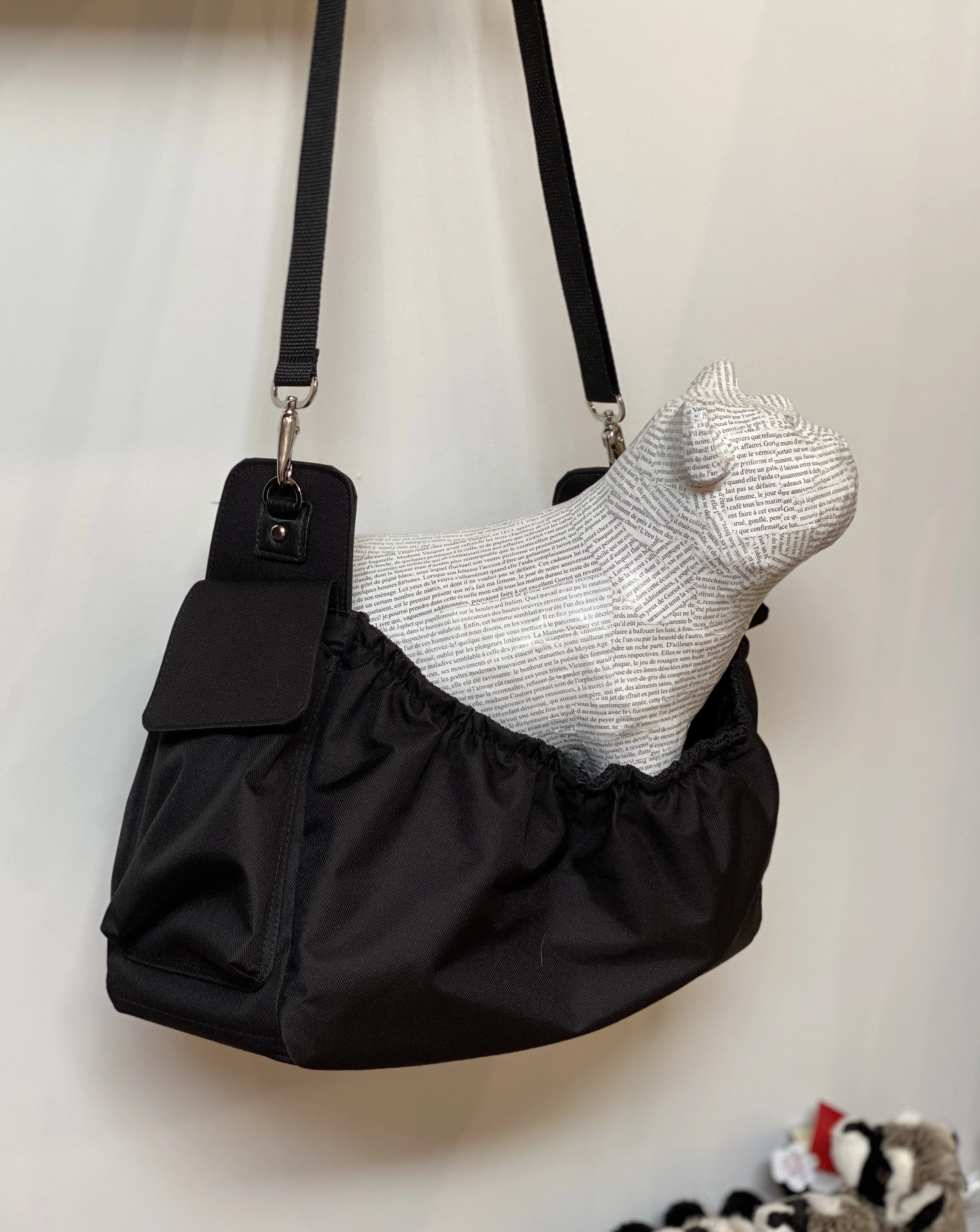 Gigi Sling Pet Carrier in All Black (Made in the USA) - Image 3