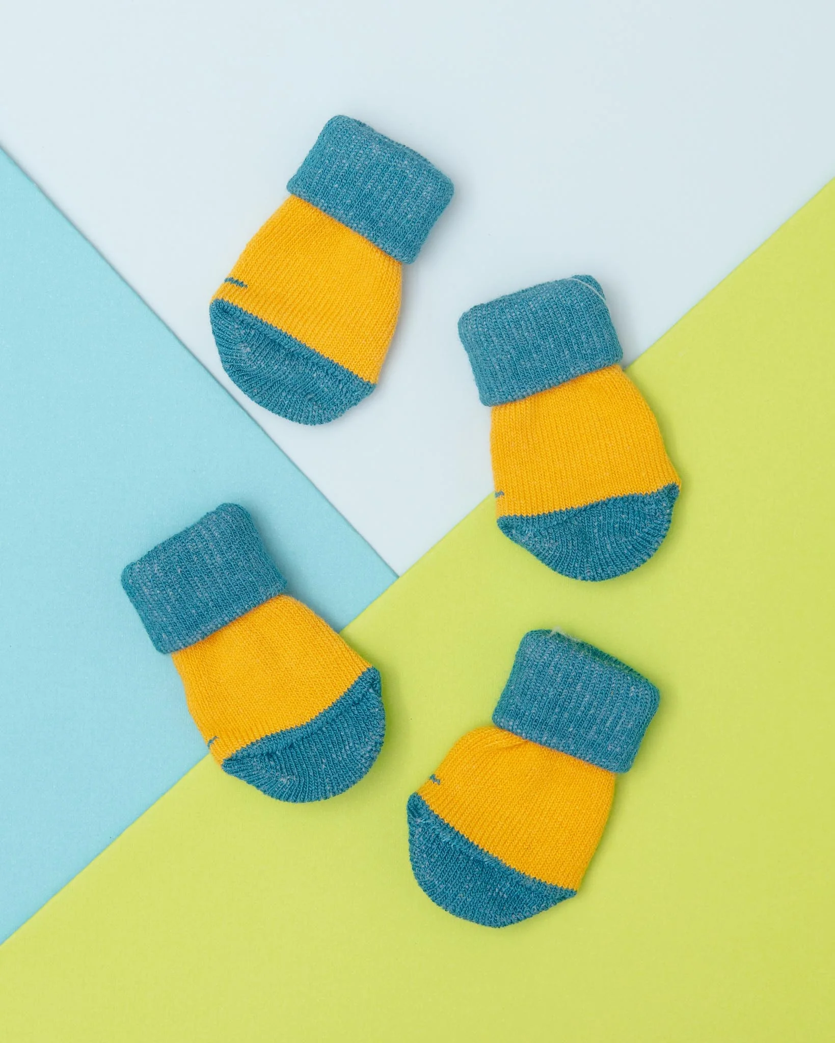 Grip Dog Socks In Yellow & Blue (FINAL SALE)