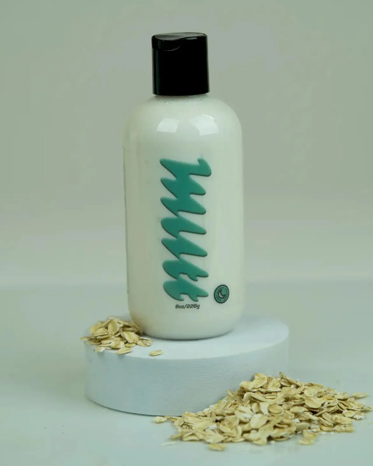Handmade Dog Shampoo in Oat Milk and Aloe (Made in the USA) - Image 3