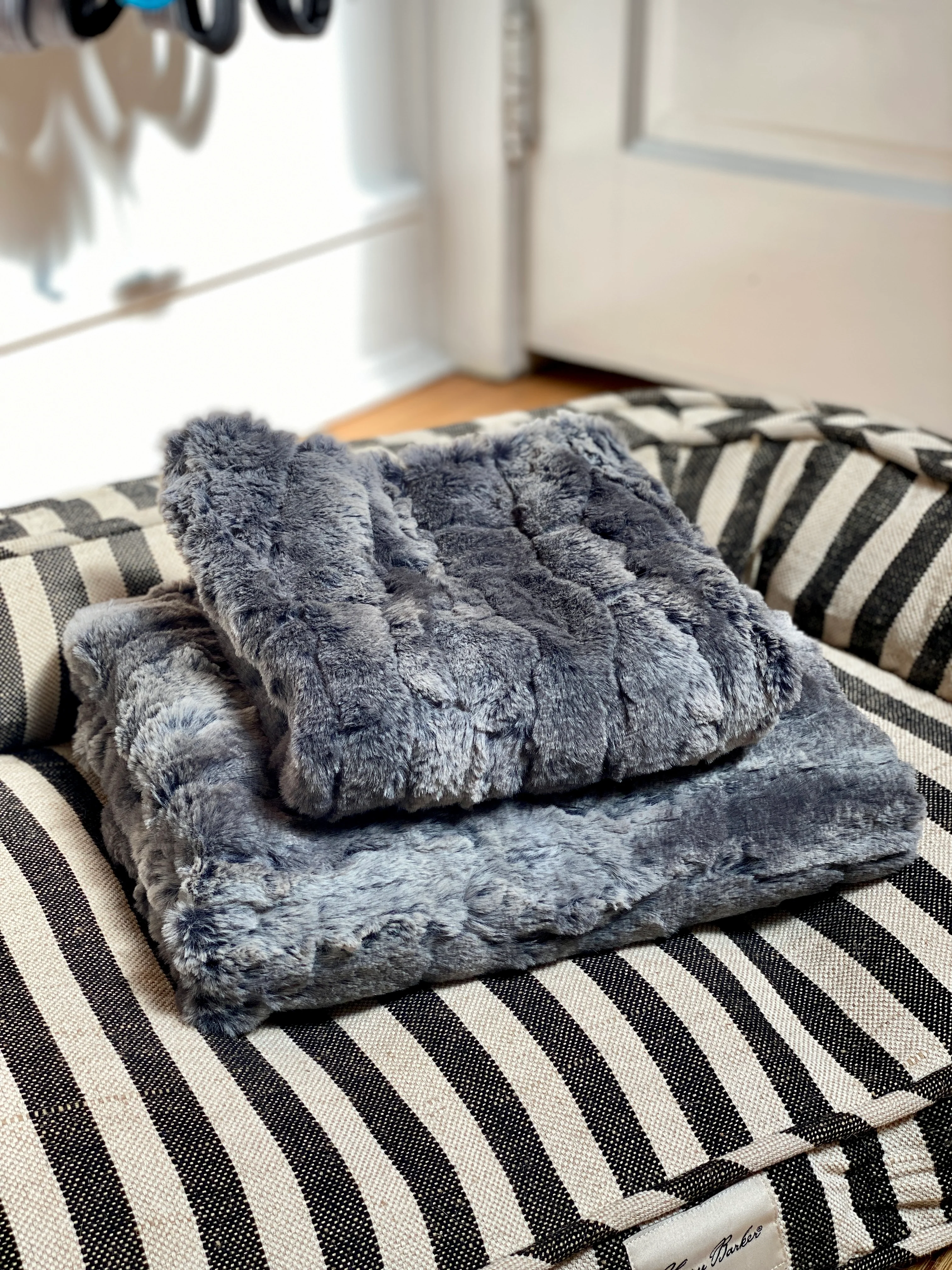 Luxe Granite Plush Dog Blanket (Made in the USA) - Image 5