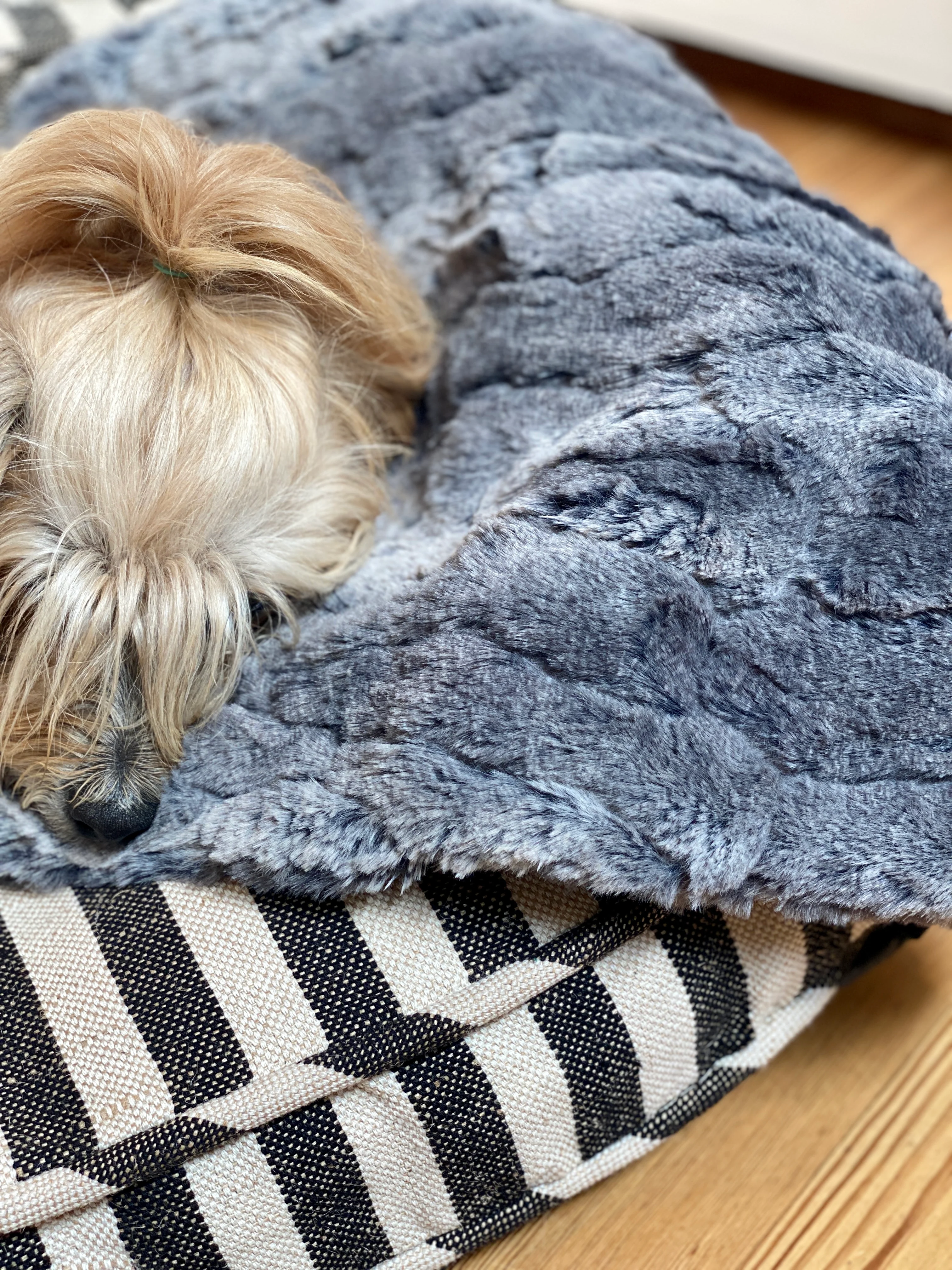 Luxe Granite Plush Dog Blanket (Made in the USA) - Image 6