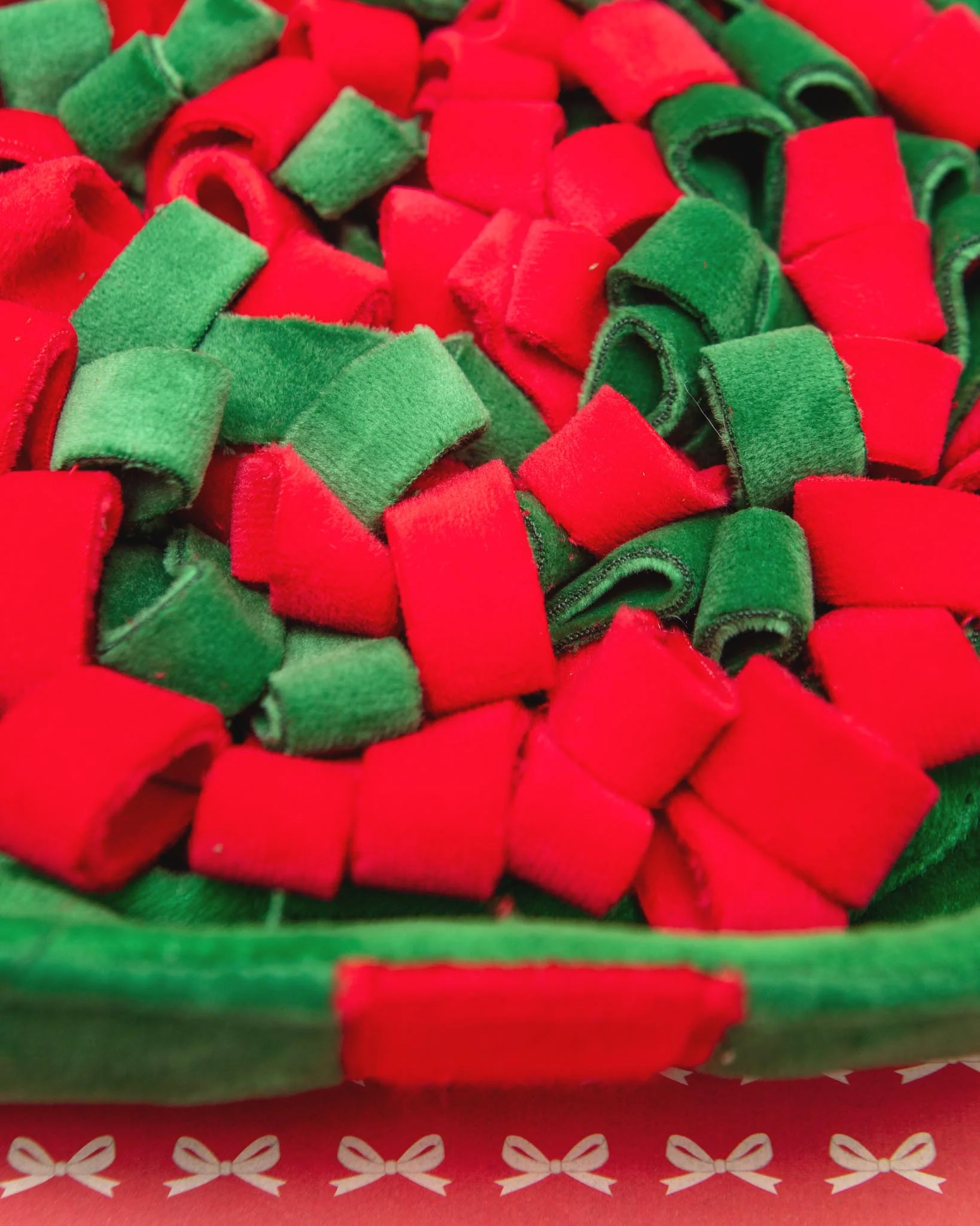 Holiday Present Interactive Snuffle Dog Toy - Image 3