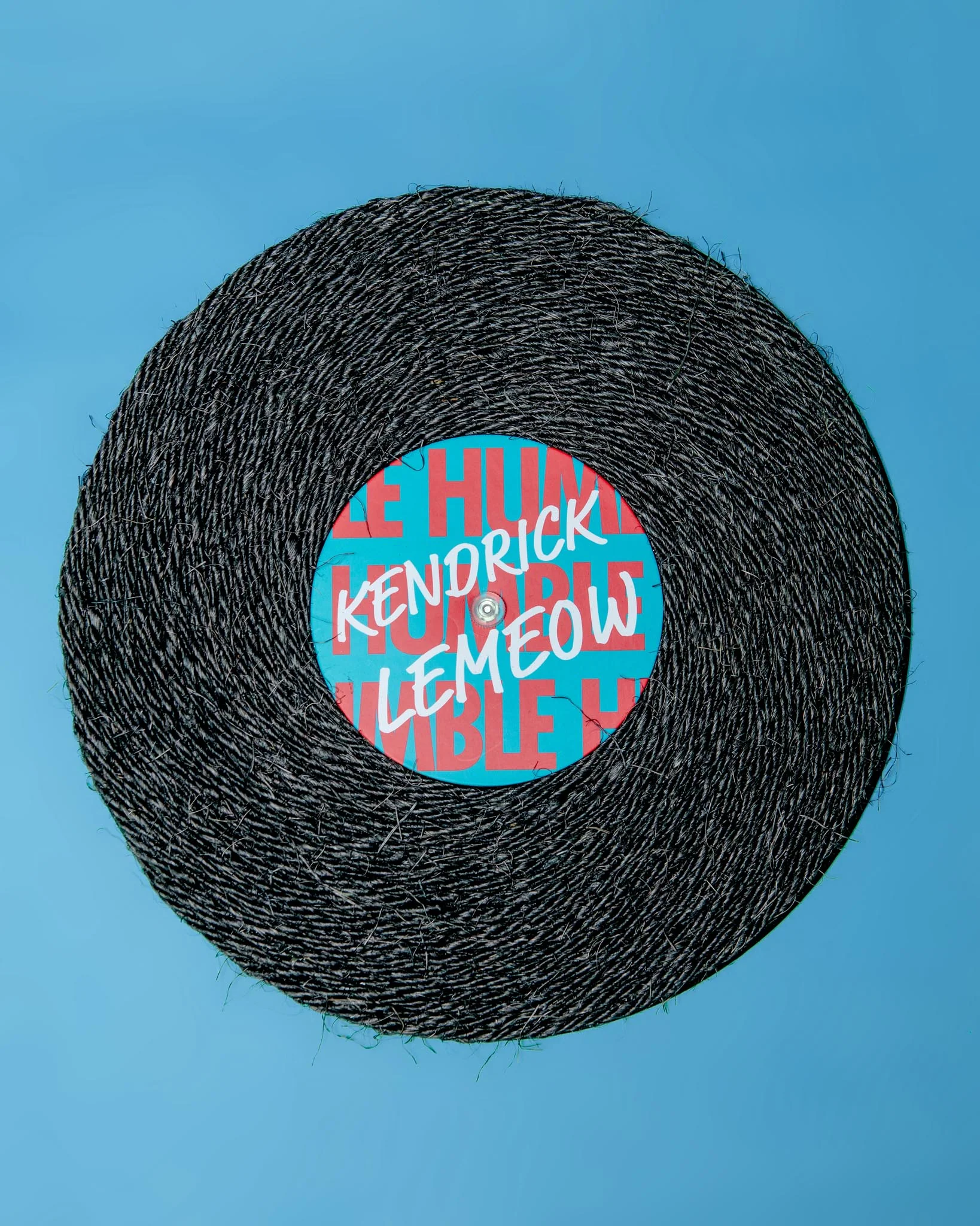 Kendrick Lemeow Record Cat Scratcher
