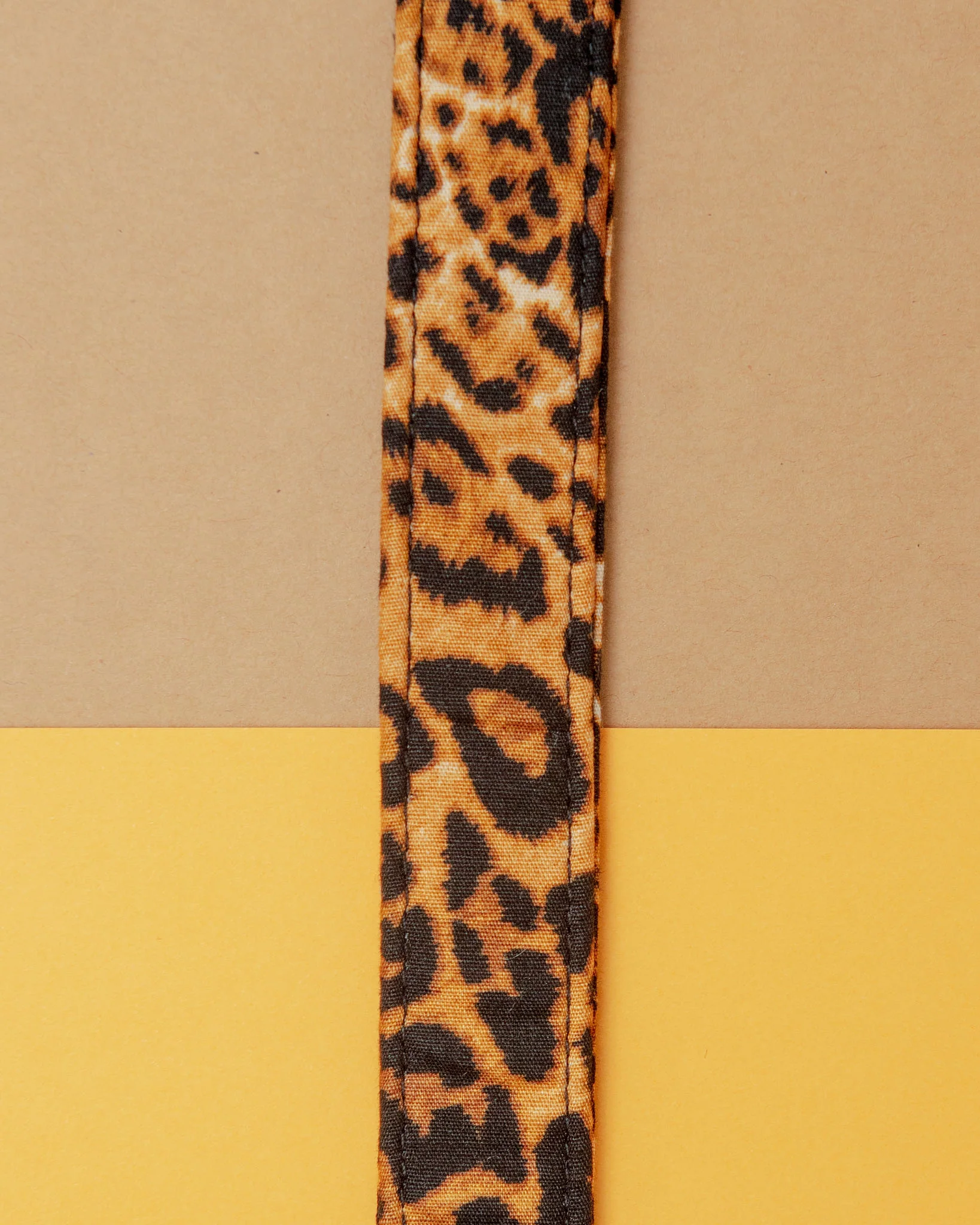 Leopard Print Dog Leash << CLEARANCE >> - Image 2