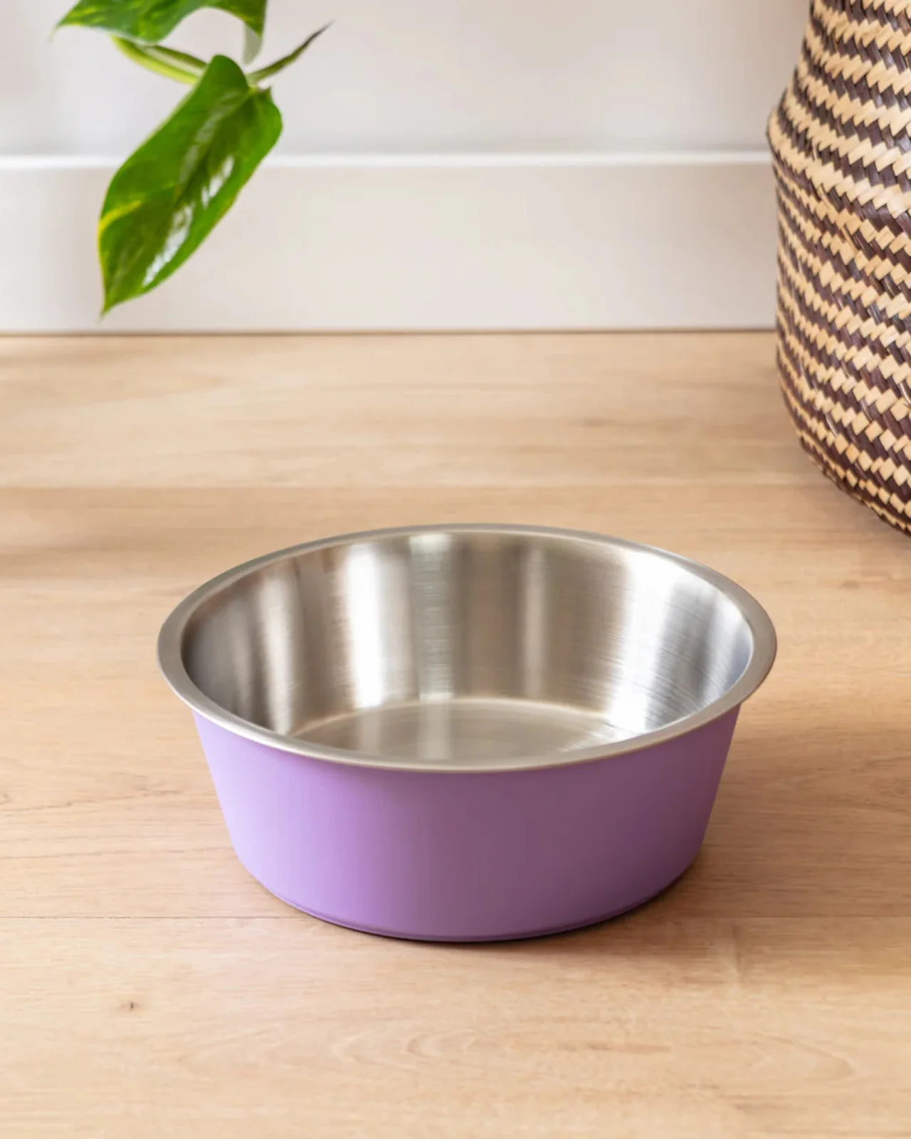 Malmo Stainless-Steel Pet Bowl in Lavender - Image 3