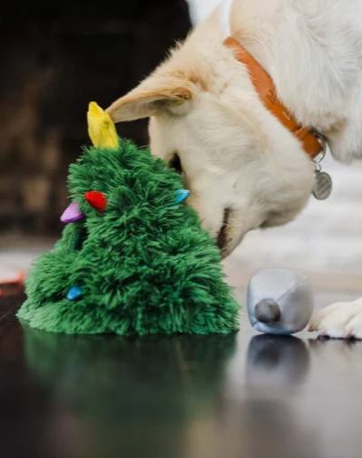 Merry Woofmas Doglas Fur & Ornaments Dog Toy Set - Image 6