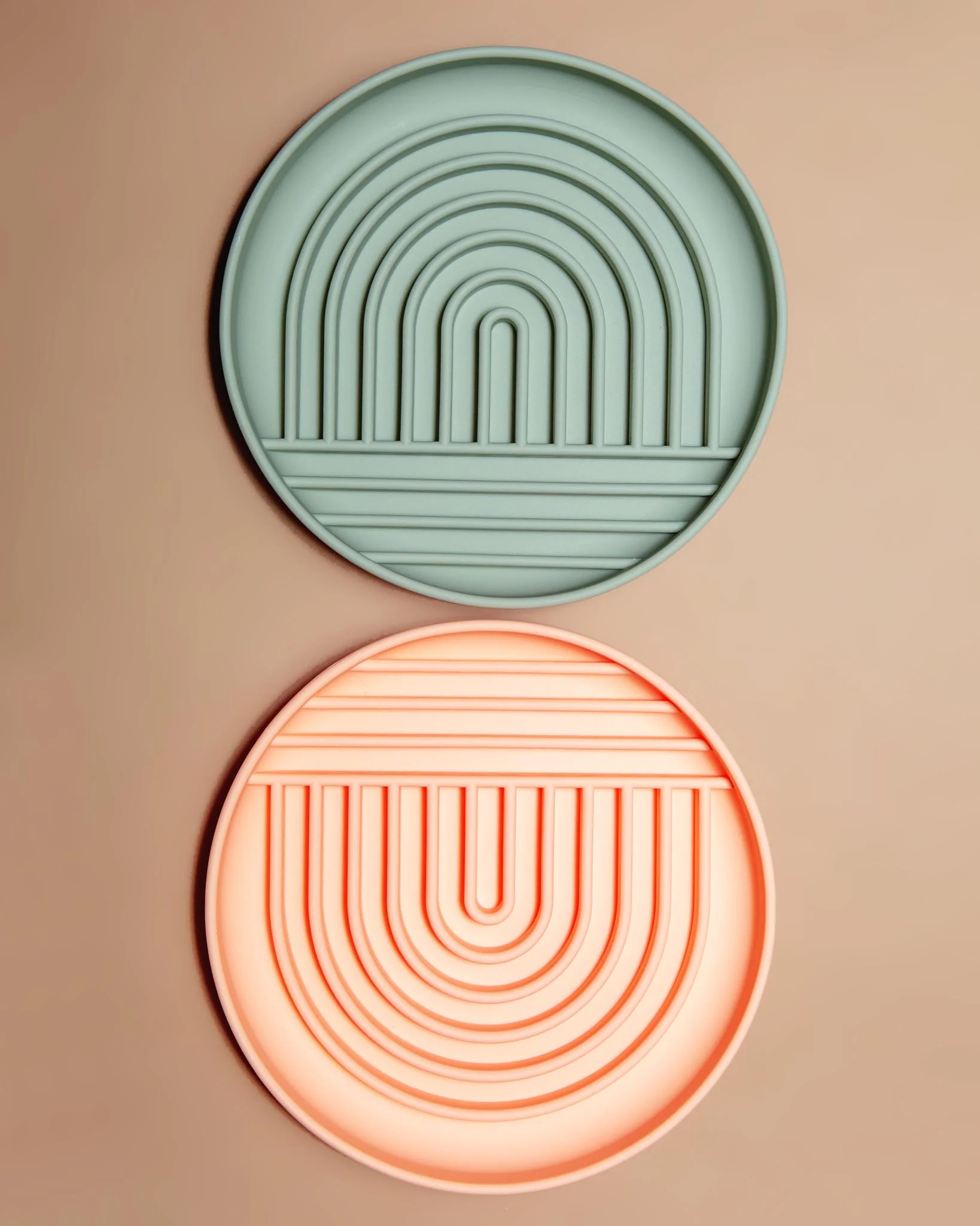 Modern Rainbow Slow Feeder for Dogs