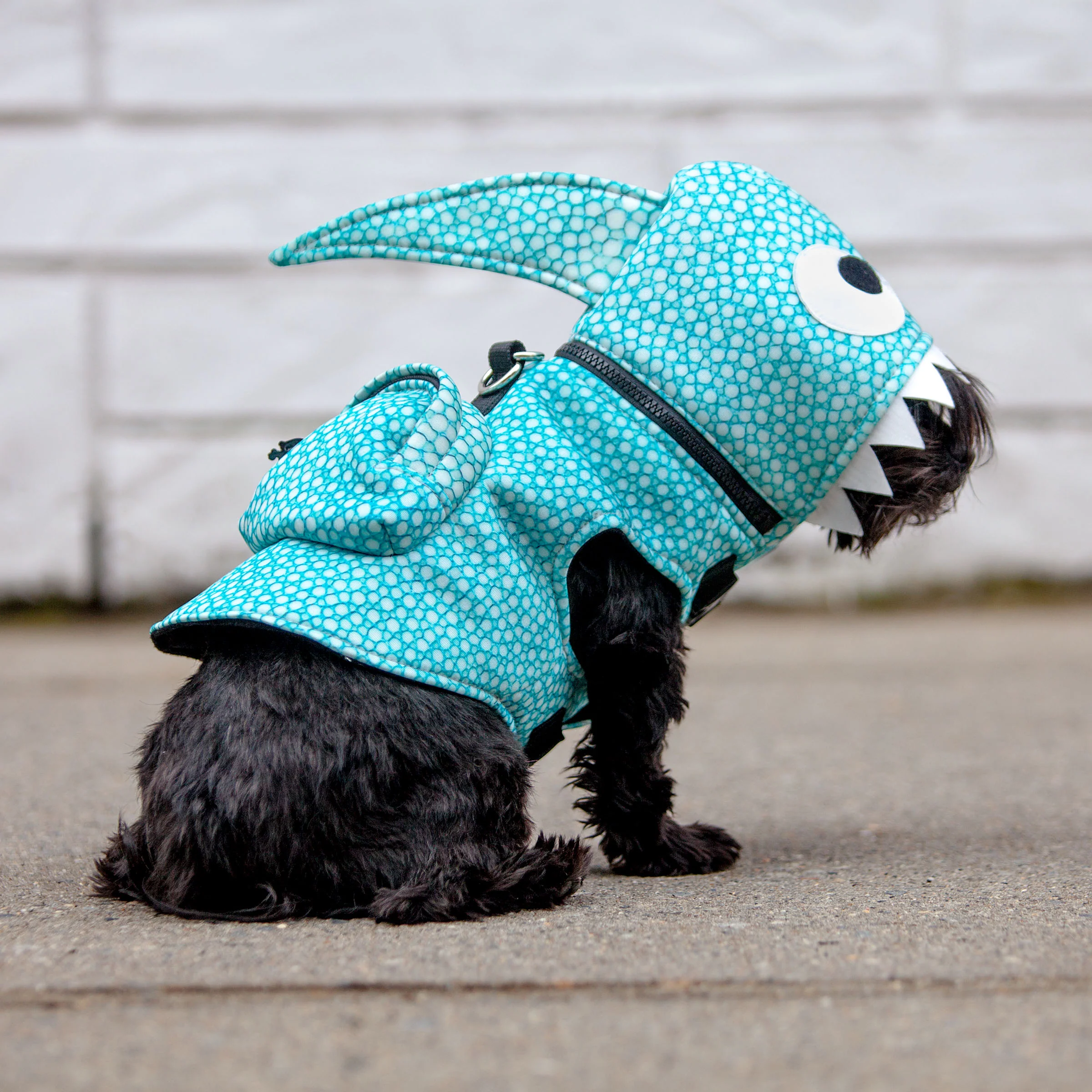 MORIKUKKO | Hoodie Backpack Vest in Shark