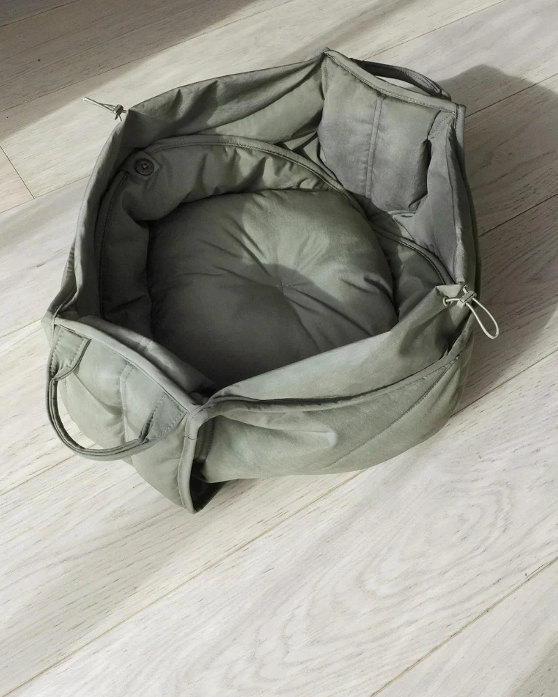 Olla Petite Pet Crossbody Bag - Image 6