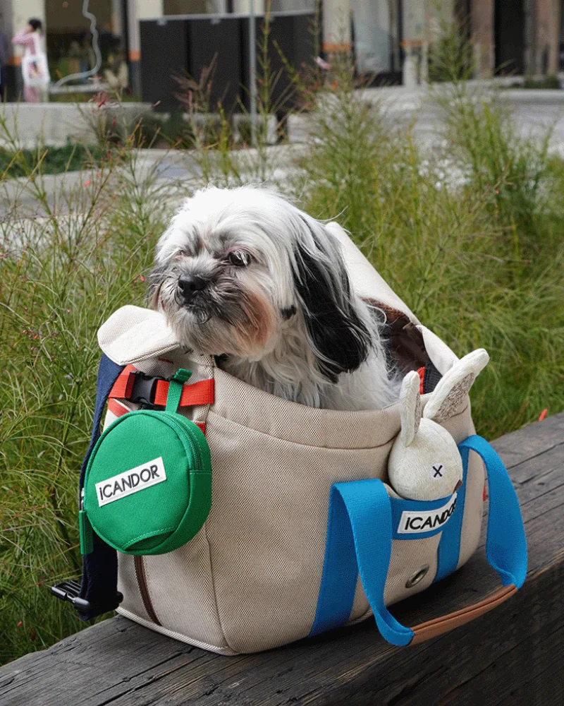 Peek-a-Boo Dog Sling Bag in Cream - Image 15