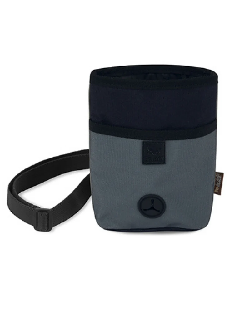 Deluxe Treat & Training Pouch in Basic Black (FINAL SALE) - Image 2