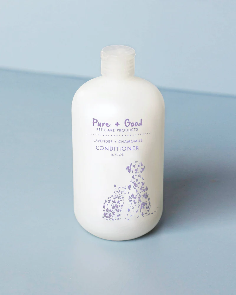 Purifying Conditioner for Dogs & Cats in Lavender + Chamomile - Image 2