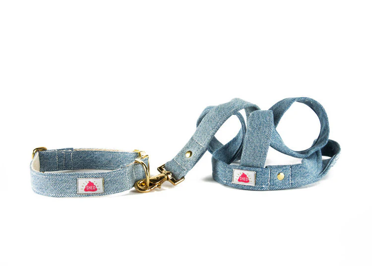SHED | Mom Jeans Collar in Light Wash - Image 2