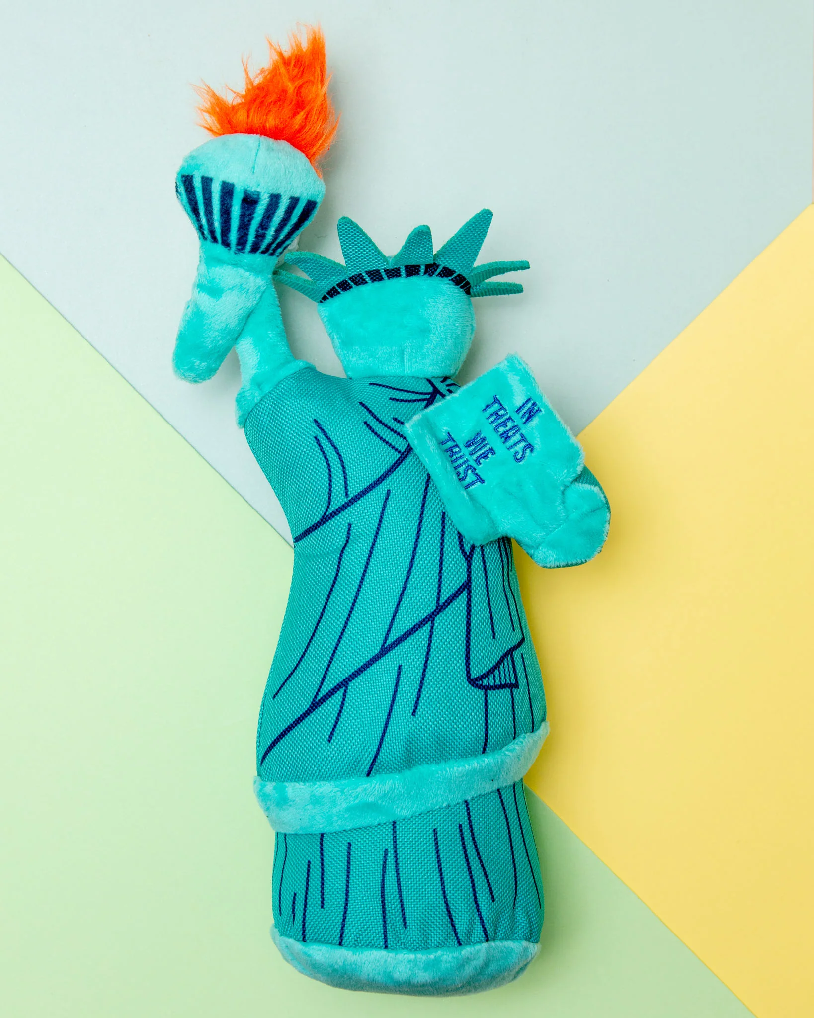 Statue of Liberty Squeaky Plush Dog Toy - Image 8