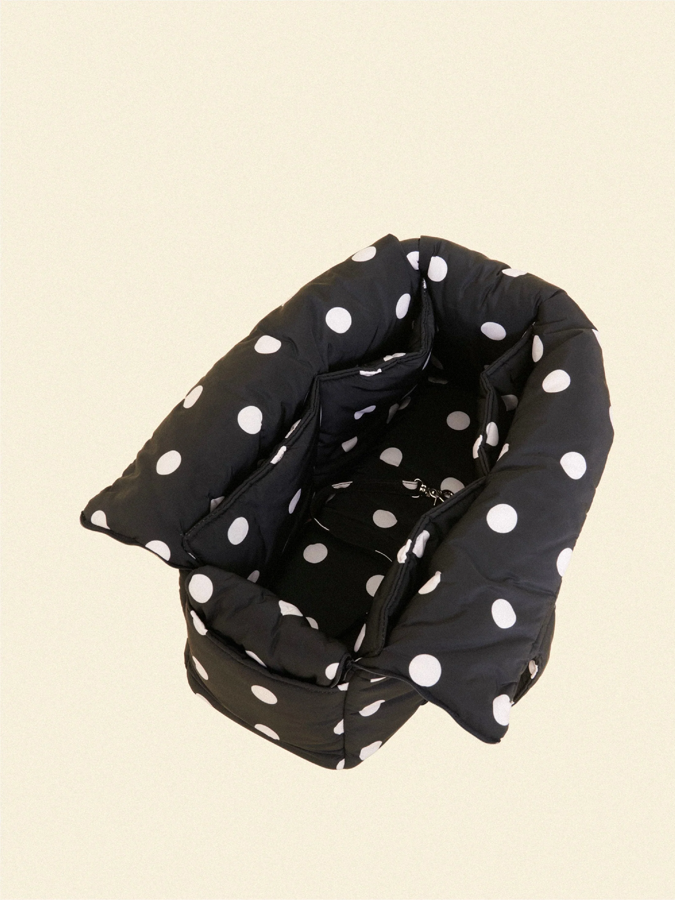 The Little Beast Dog Carrier in Betty - Image 6