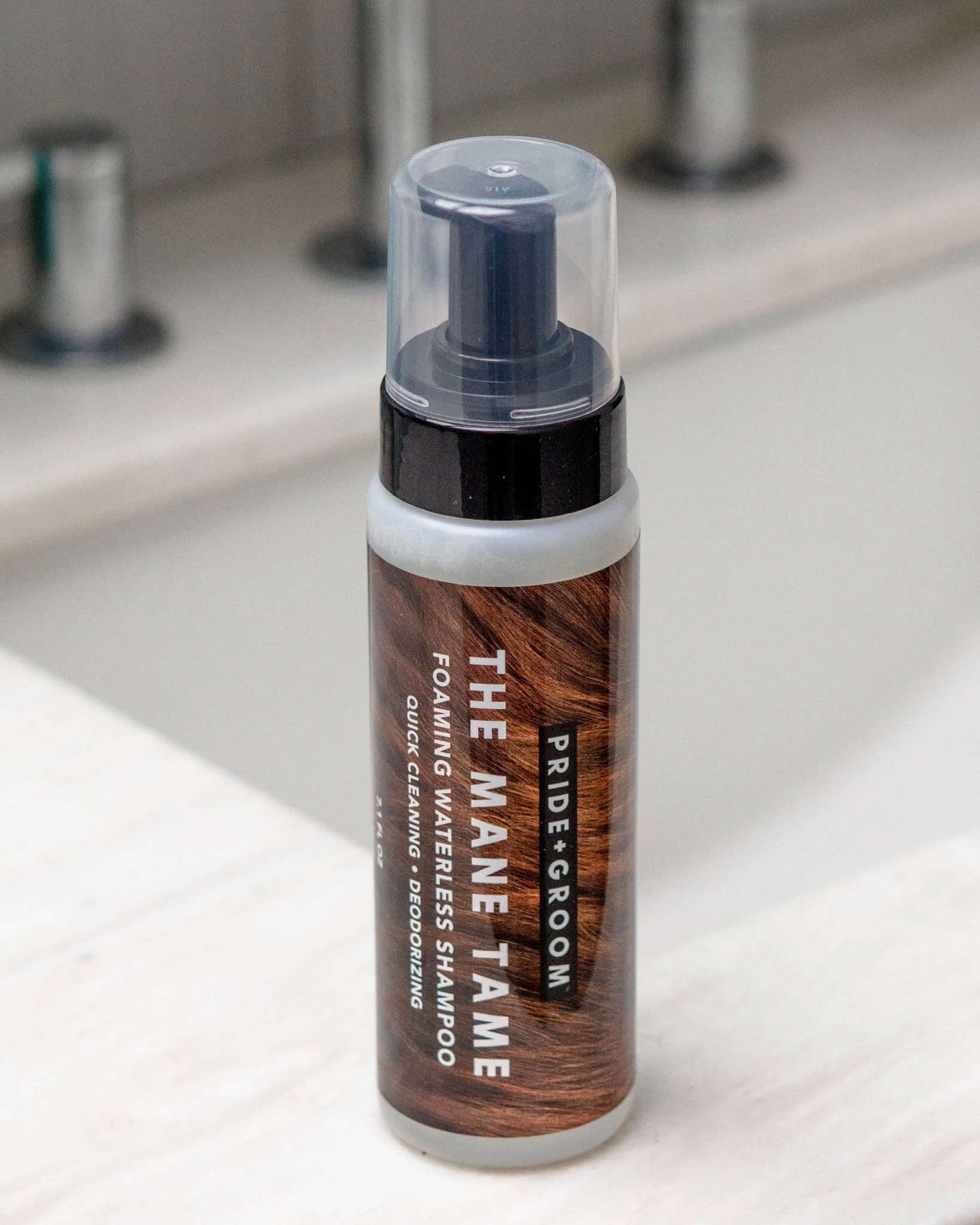 The Mane Tame Waterless Foam Shampoo for Dogs & Cats