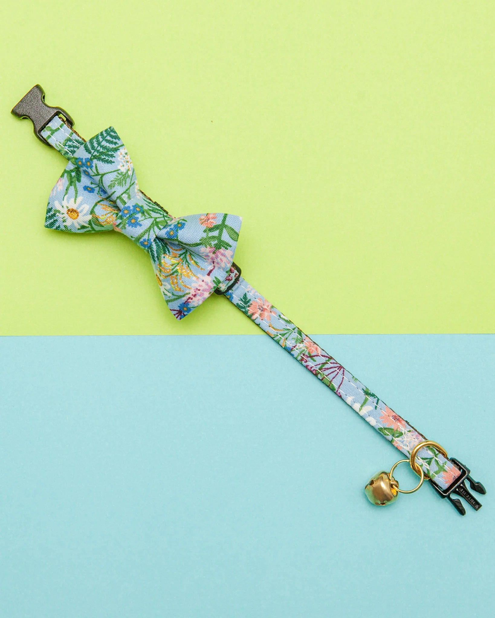 The Oopsie Daisy Cat Collar & Bow Tie Set - Image 2