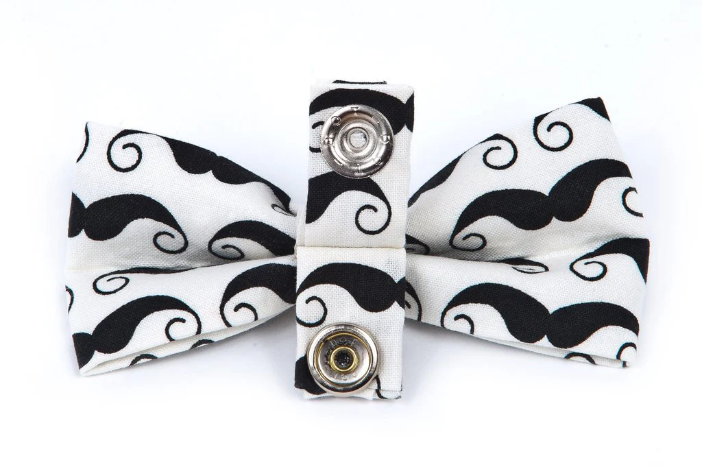 TRISH HAMPTON | Red Hearts Bow Tie - Image 2