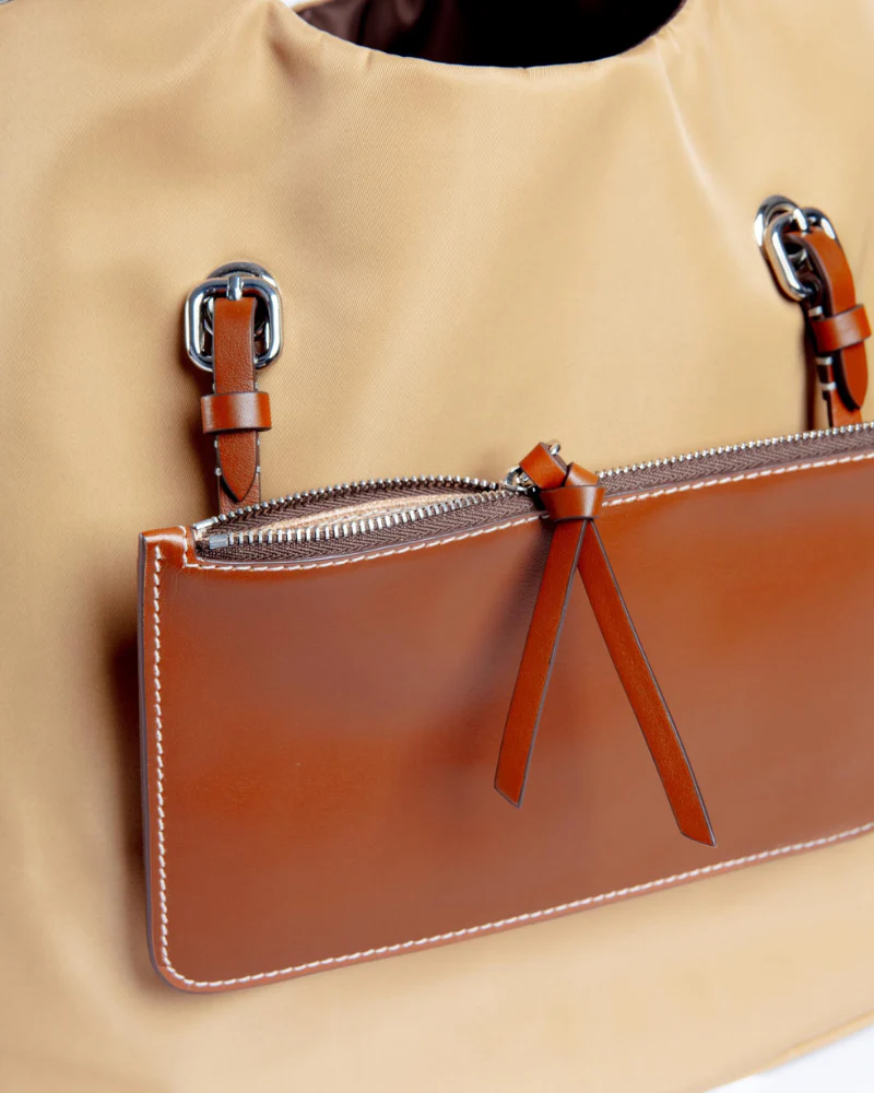 Tulip Reversible Nylon Dog Bag in Havana + Chocolate (Made in Italy) - Image 4