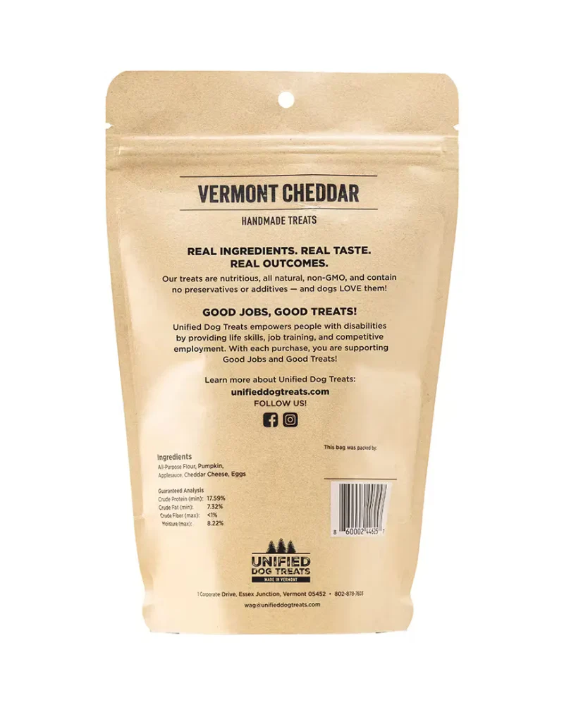 Vermont Cheddar Dog Treats - Image 4