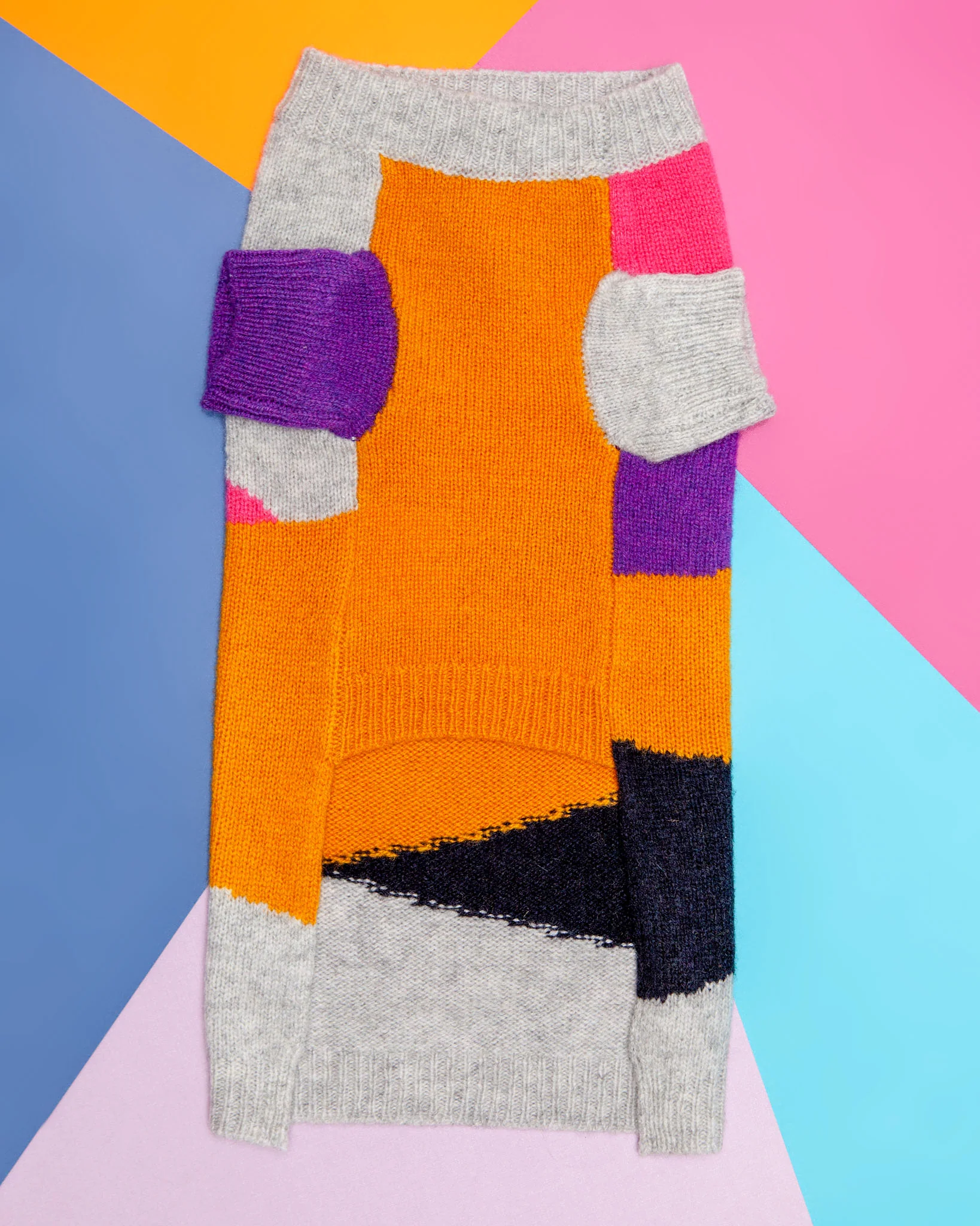 Asymmetric Dog Sweater in Grey << FINAL SALE >> - Image 4