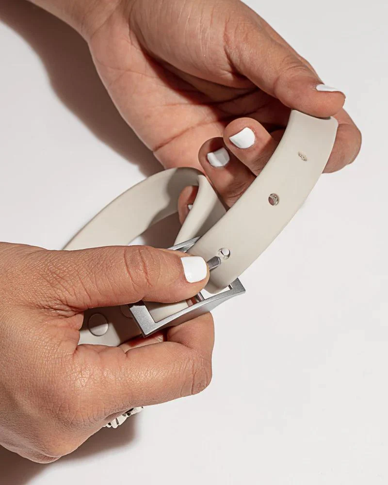 Modern Dog Collar in Gray (FINAL SALE) - Image 4