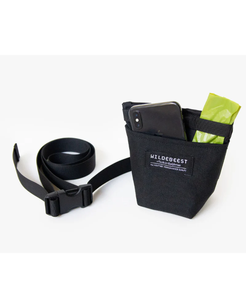 Alamo Dog Treat Pouch in Black - Image 4